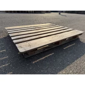 Raklap 110x130 CP4 , használt