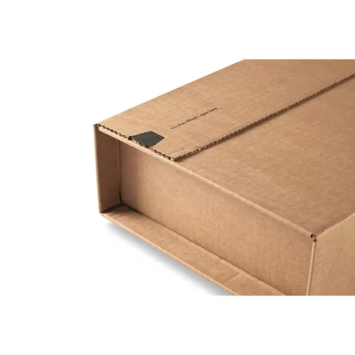 Csomagküldő doboz 330x270x-80mm