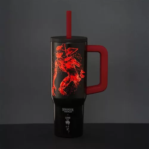 BIALETTI STRANGER THINGS-  TUMBLER WITH STRAW WITH HANDLE 900ML