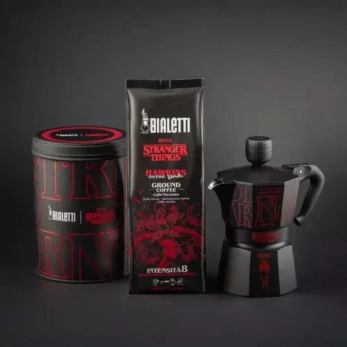 BIALETTI STRANGER THINGS - TIN + PACK OF 250 GR OF GROUND COFFEE