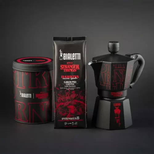 BIALETTI STRANGER THINGS - TIN + PACK OF 250 GR OF GROUND COFFEE