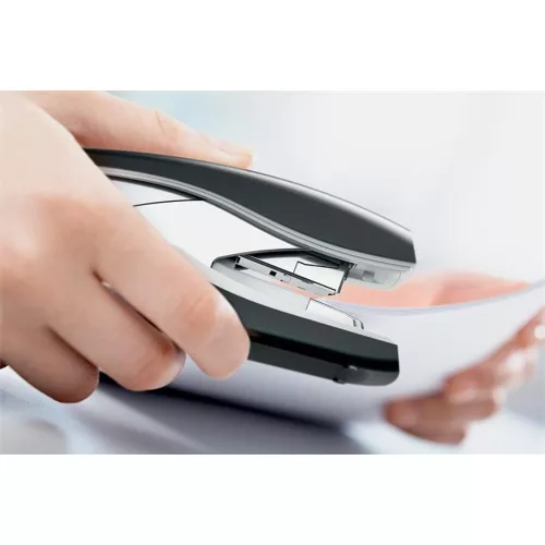 Tűzőgép, 26/6, 30 lap, LEITZ "Nexxt Softpress", fekete